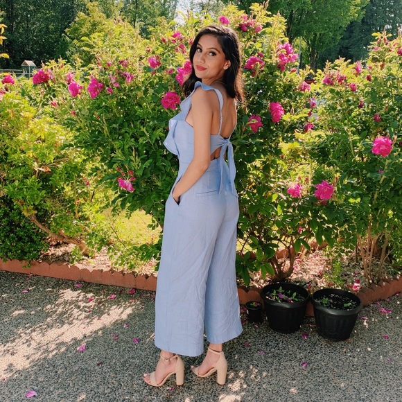 Meet your Posher, Reanu - Picture 1 of 1